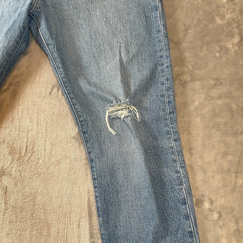 Levis 501 Mens Jeans W32 L32 Light Wash Distressed Button Fly Straight Leg
